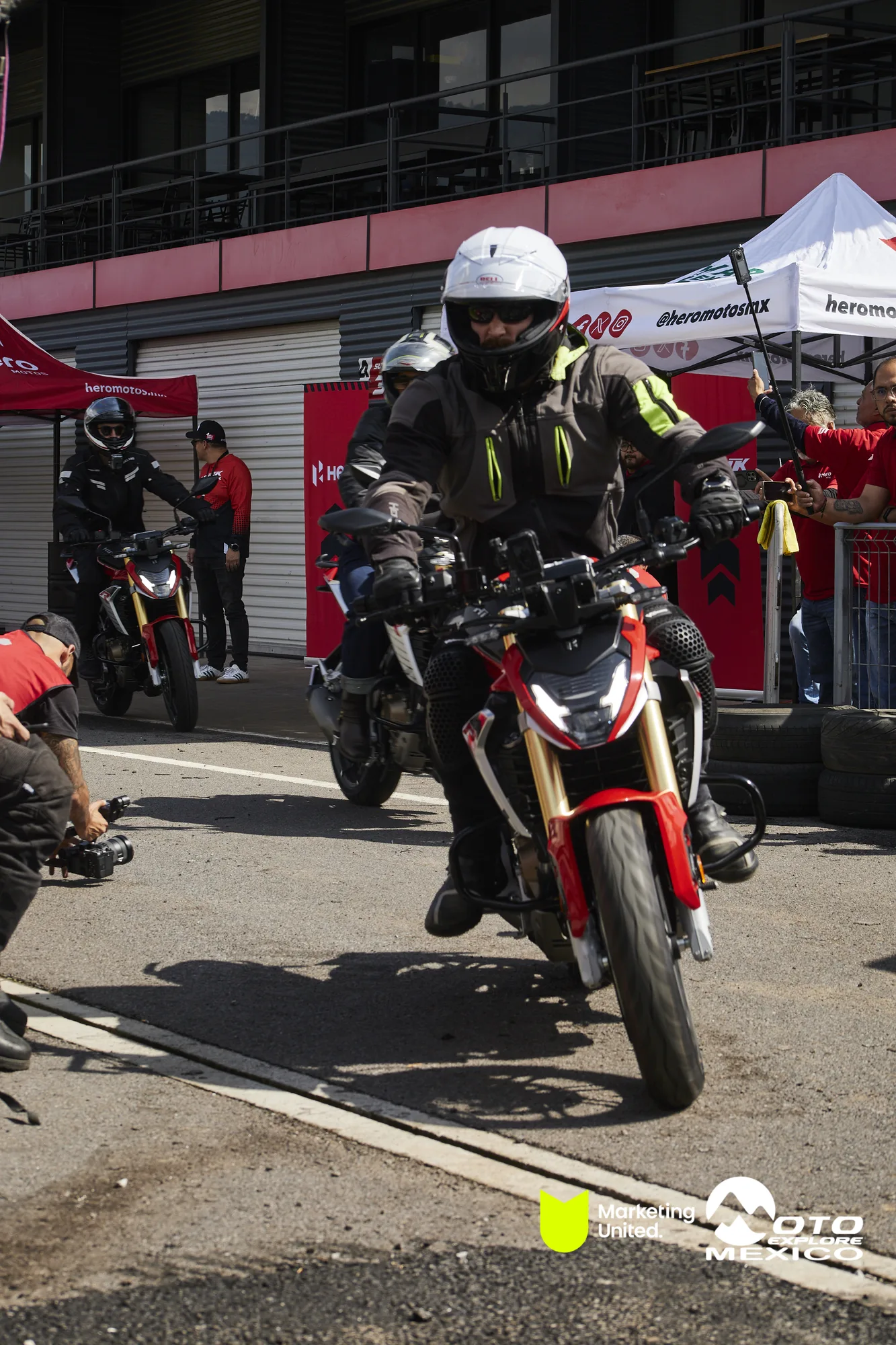 HUNK TRACKDAY 231